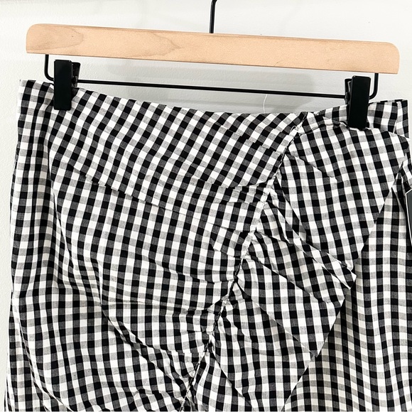 NWT LuLus Collegiate Class Black and White Gingham Mini Skirt Size Medium - Picture 3 of 7